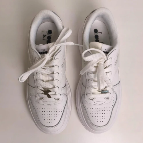 60d7a60e81fe96e43f7b8ce62ab2b78c