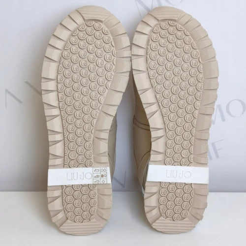 181c001a8673bbae1aae10af5022d450