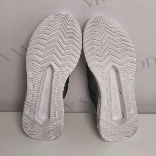 ce3438a33e303838cc0f98cfd3e54aed