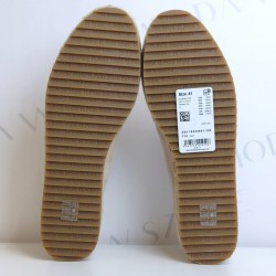 91096cd8c6fc6a7754b255a352bc7b20