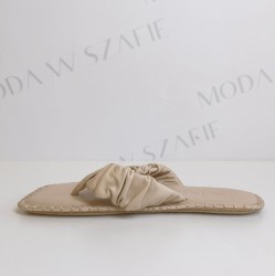 229514de46e020cd50c90d8ac3a6840f